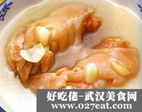 �ٺ������������