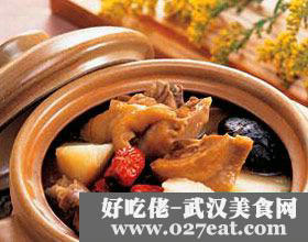 栗子大枣炖母鸡的做法 栗子大枣炖母鸡的做法