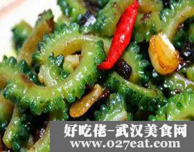豆豉烧苦瓜的做法 豆豉烧苦瓜的做法