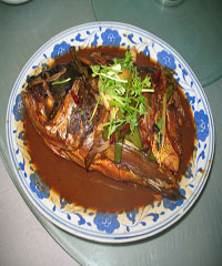 红烧鲢鱼的做法 红烧鲢鱼的做法