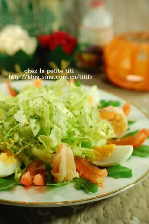 生菜虾沙拉佐吞拿鱼酱的做法(减肥食谱)