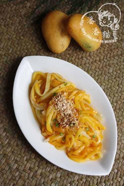 青芒果沙拉的做法(芒果也能拌凉菜)