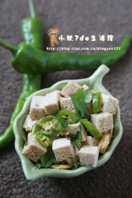 凉拌豉汁冻豆腐的做法(减肥菜)