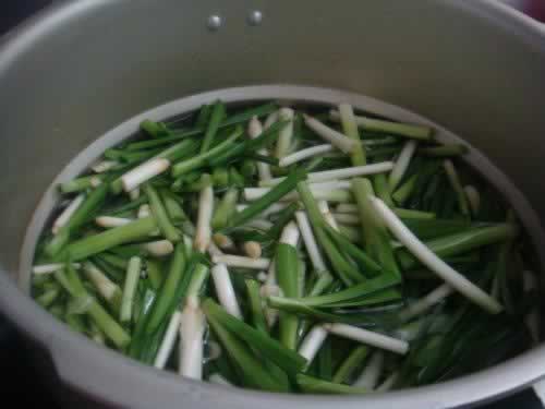 韭葱汤的做法(法国女人的神奇魔法减肥汤)