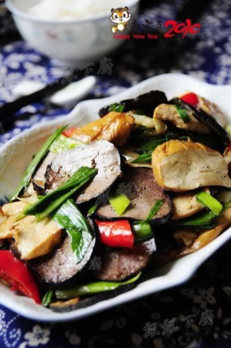 ���������Ѫ���ӵ��������ط���ɫ����������ˣ�