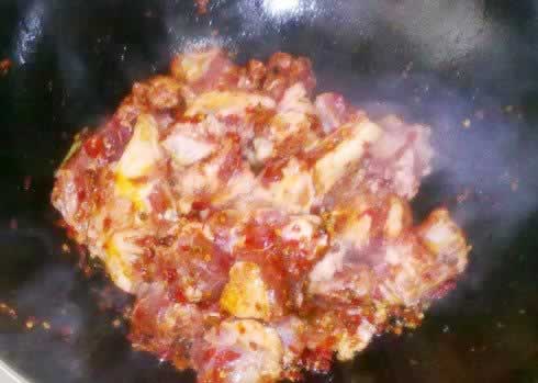 羊排炖萝卜的做法(麻辣川味羊肉菜)