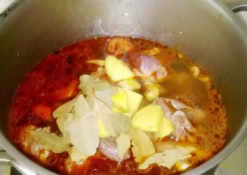 羊排炖萝卜的做法(麻辣川味羊肉菜)