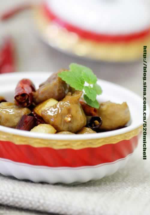 辣子肥肠的做法--麻辣川菜