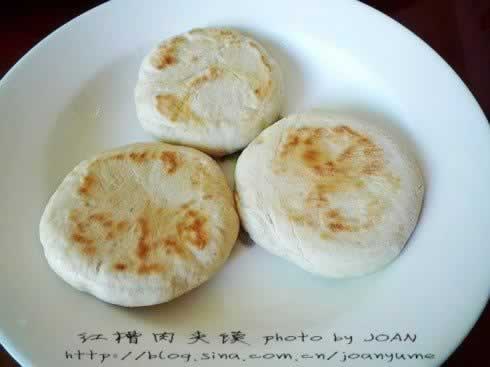 ��������ɵ���������Ͳ���-���и�����ɫ����������ɣ�