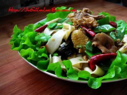 小鸡泡面的做法(早餐菜谱)