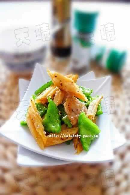 �ڽ��鸯����Ƭ���ཷ���������ʺ��ϰ����һ�����ֲˣ�