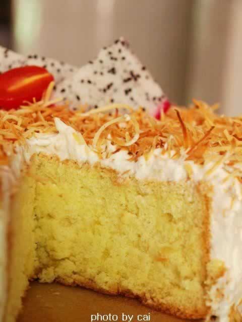 金玉满堂椰香风的做法(自制蛋糕-适合新手制作零失败的裱花蛋糕)