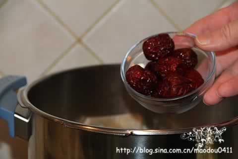 红烧羊肉的做法(荤菜-附羊肉去膻必胜法)