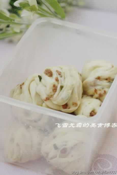 猪油渣花卷的做法(早餐菜谱)