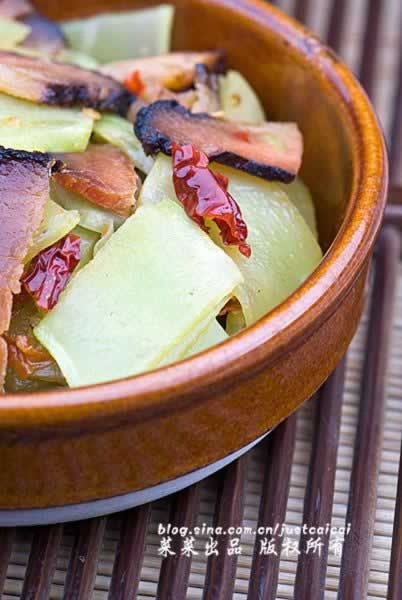 ݫ����������������ش���-һб���������м�򵥵�������Ƭ��