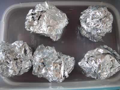 锡纸烤排的做法(荤菜-零厨艺也能在家做出巴西烤肉味)