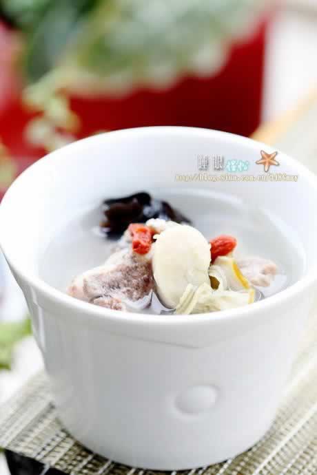 ��ѩ������������������һ�벻��ζ���ġ��ʡ�����