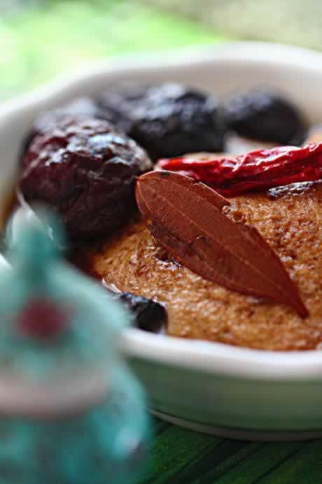 辣味秘汁素鸡煲的做法(冬季菜谱)