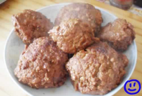 秘制红烧狮子头的做法(荤菜)