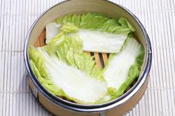 雪菜鲜肉包子的做法(早餐菜谱)