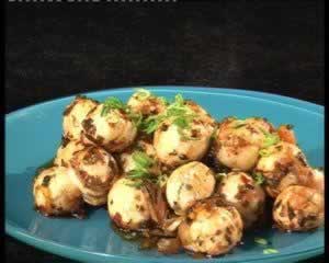 罐焖牛肉和腌菜炒汤圆的做法(荤素搭配)