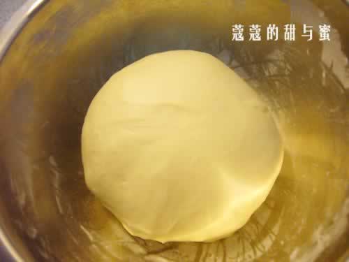 油渣香葱面包的做法(早餐菜谱)