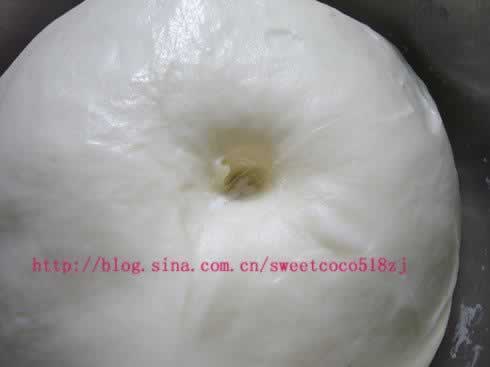 油渣香葱面包的做法(早餐菜谱)