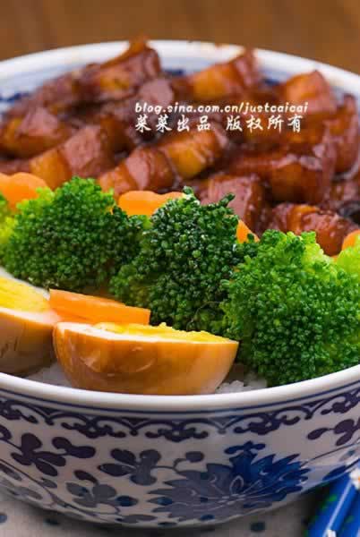 浓香浇汁卤肉饭做法(荤菜)