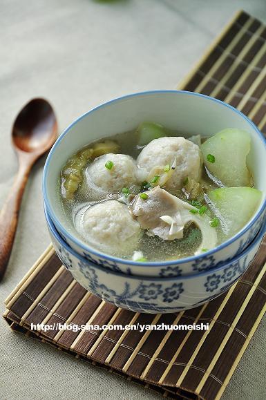 冬瓜蘑菇鱼丸汤的做法(荤菜-纯手工制作湖北鱼丸)