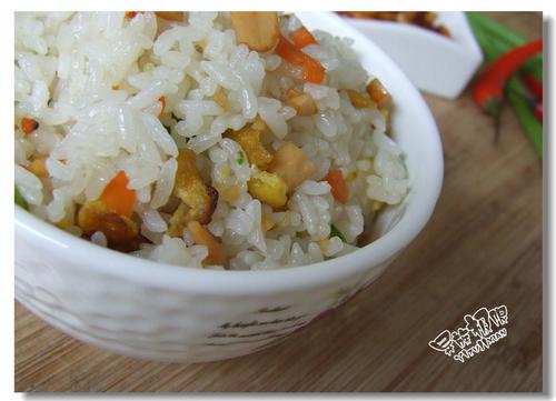 麻辣炒饭的做法(早餐菜谱)
