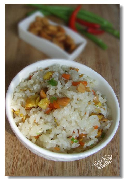麻辣炒饭的做法(早餐菜谱)