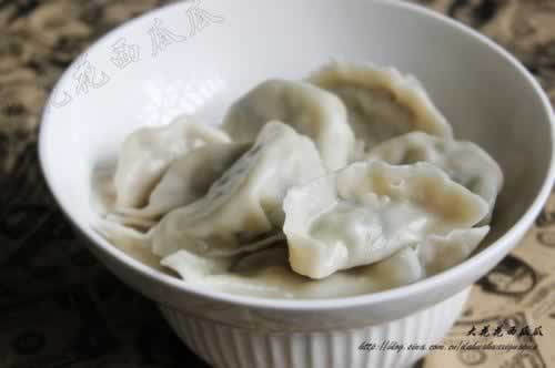 �ݲ�ˮ�ȵ���������Ͳ��ף�