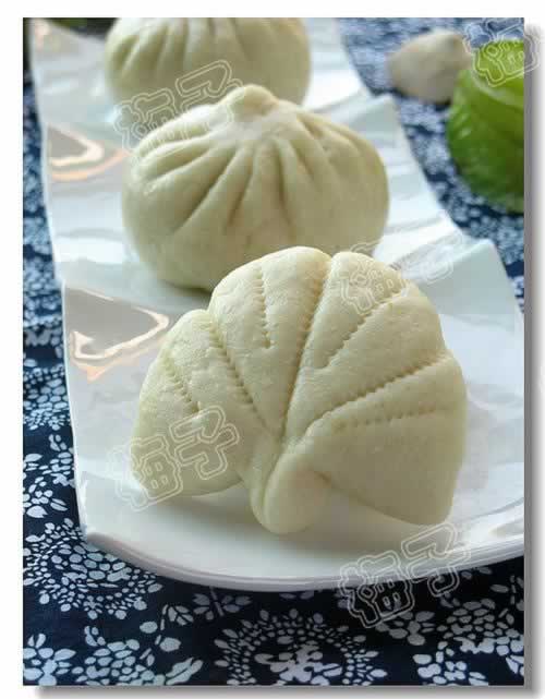 ��Ҷ�е���������Ͳ��ף�