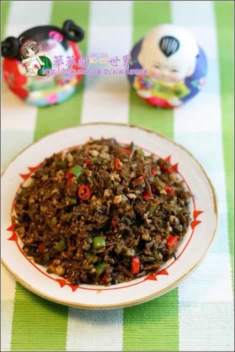 双椒肉末碎米芽菜的做法(荤素搭配)