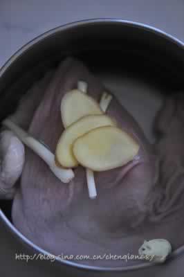 �ڽ����ǰ׹��������������-һ�Ƕ���Ŷ��