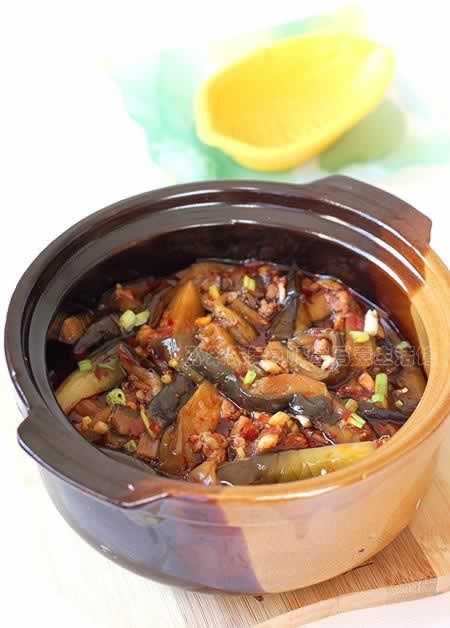 免炸版鱼香茄子煲的做法(素菜-一道好吃的家常下饭菜)