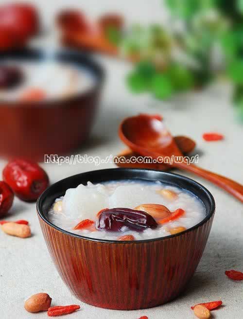 养肝四宝粥的做法(早餐菜谱-春季养肝健脾最当时)