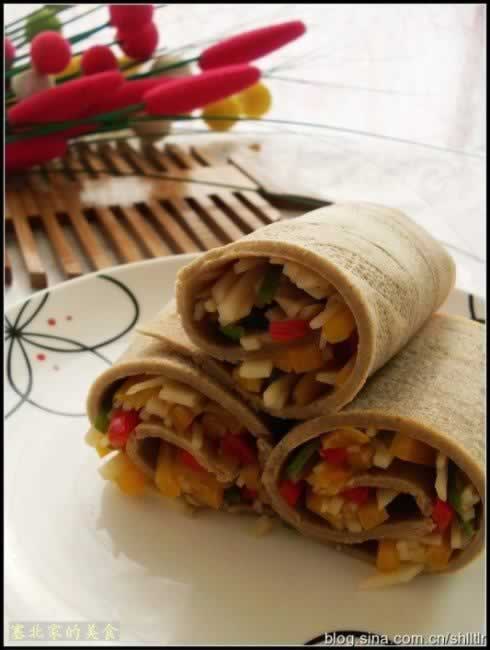 荞麦煎饼卷的做法(快手营养早餐菜谱)