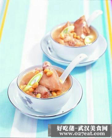 猪蹄焖黄豆怎么做猪蹄焖黄豆的做法的做法