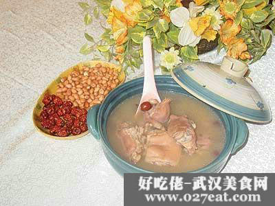 冰糖猪蹄花生怎么做冰糖猪蹄花生的做法的做法