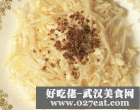 银芽炒鲜奶的做法 银芽炒鲜奶的做法