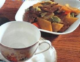 猪肝炒土豆片的做法 怎么做猪肝炒土豆片的做法