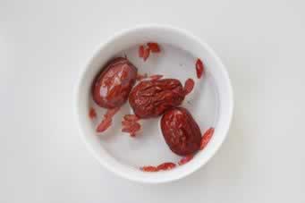 羊肚蘑炖鸡的做法(经典东北菜)