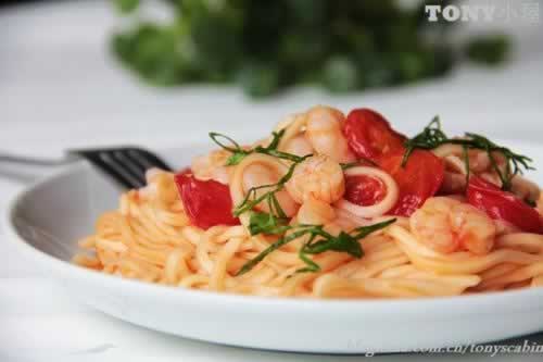 ������Ϻ�����������Ͳ��ף�