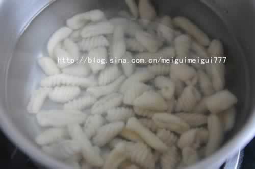 炒麻食的做法(西北特色面食)