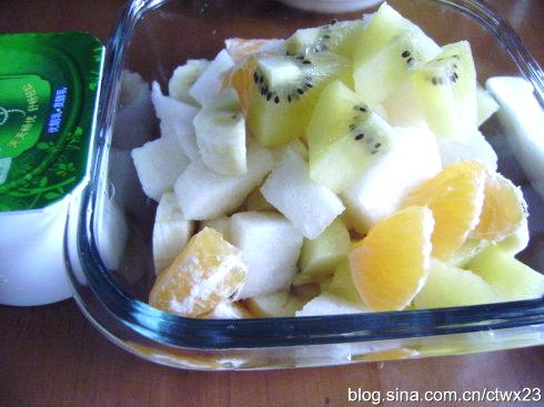 �ƽ�������������̵�������Ӫ��������θ���ļ�С�ԣ�