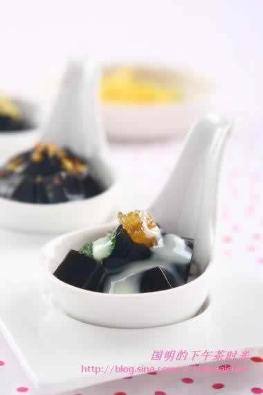 �𻨹��߸���������ļ���Ʒ��