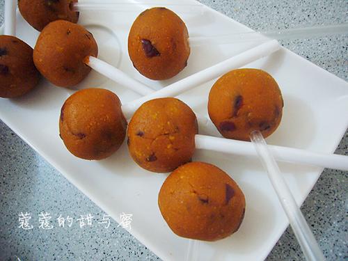 巧克力棒棒糖蛋糕的做法(六一儿童节甜品)