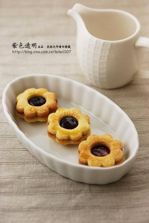 ��������С���ɵ���������һ��ͯ����ʳ��