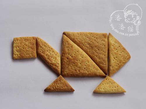 高钙七巧板饼干的做法(好吃补钙的零食)